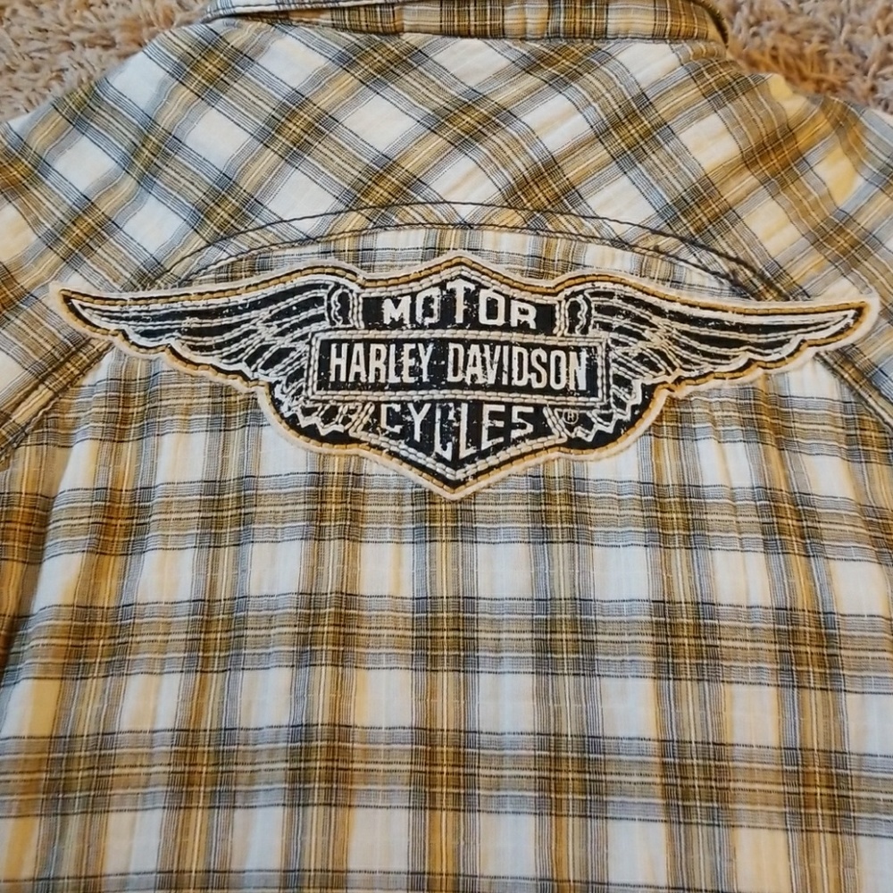 Harley Davidson size large plaid button up